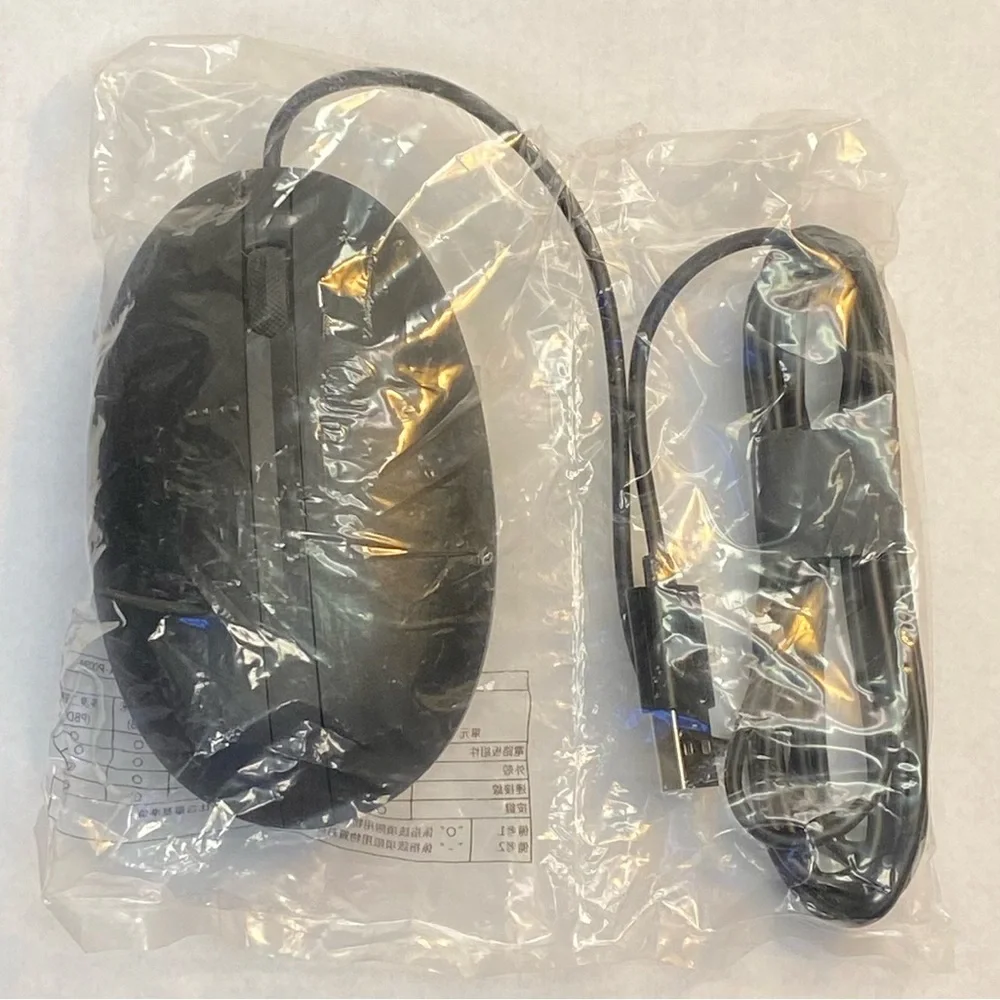 NWT HP WIRED DESKTOP 320M MOUSE